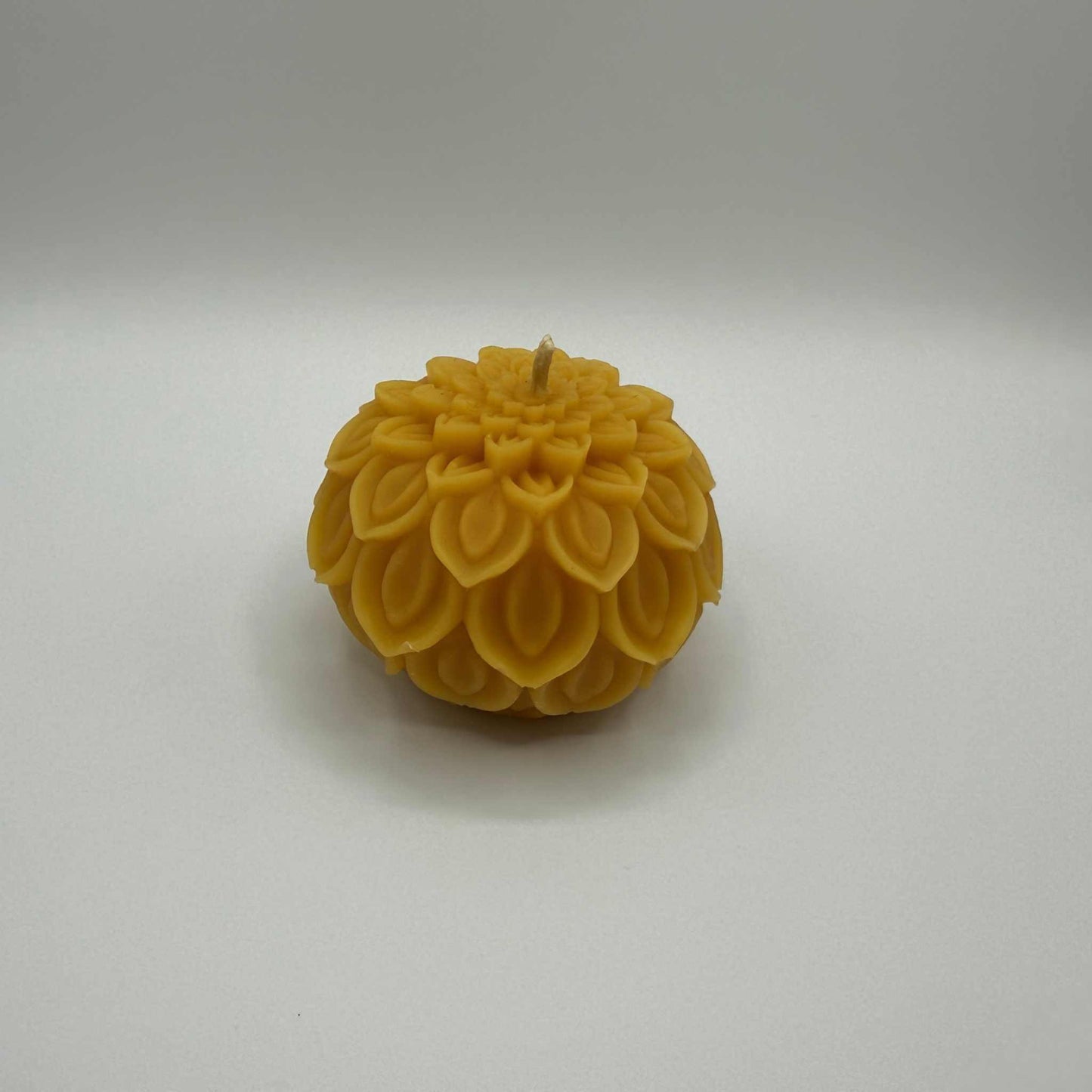 Beeswax Candle Leaf Ball