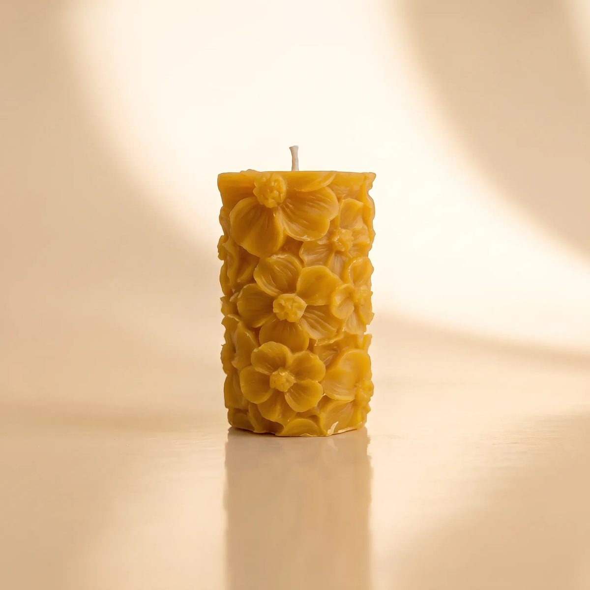 Beeswax Carved Petal Cylinder Candle