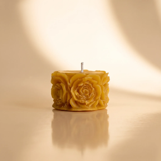 Beeswax Roses Candle
